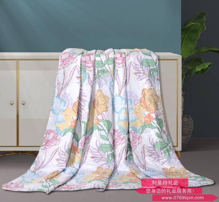 轻灵花舞七孔抗菌印花夏被.png