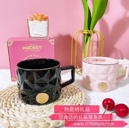 迪士尼 米妮米奇金边铜片陶瓷马克杯 彩盒装