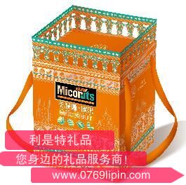 美荻斯欣果干果礼盒1520g.png