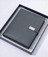 A5内置8000mAh太阳能无 线电源本