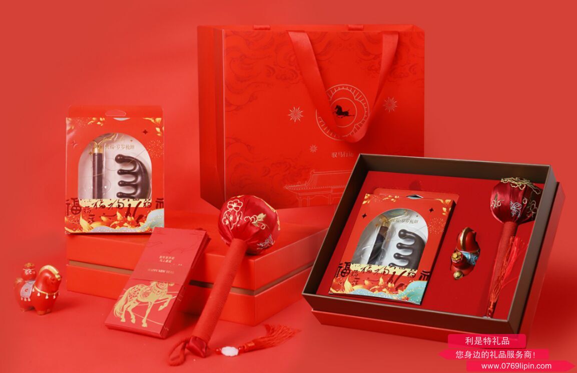 金金玉满檀套装+马年摆件+艾草锤+红包