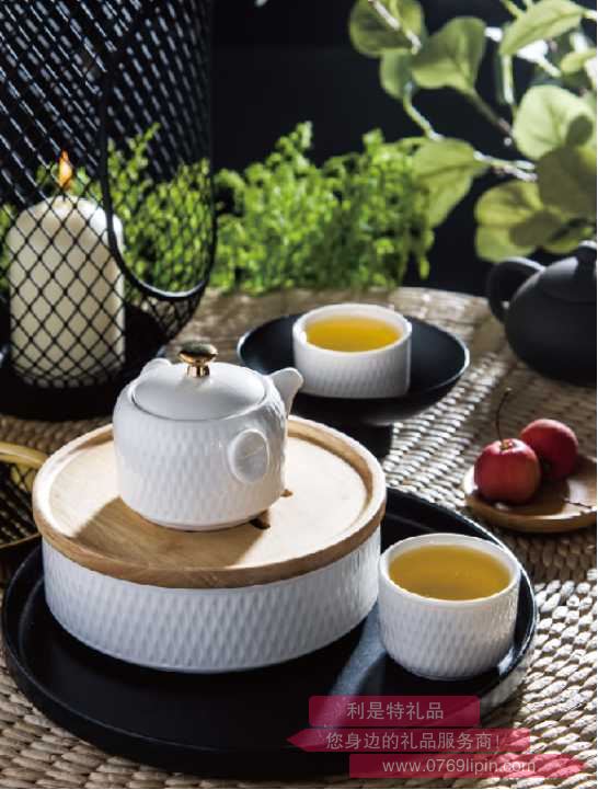 多样屋 功夫茶具组.jpg